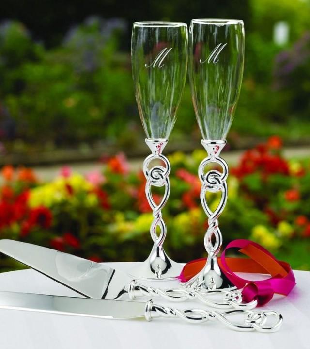 wedding photo - Love Knot Wedding Toasting Flutes Glasses Can Be Personalized