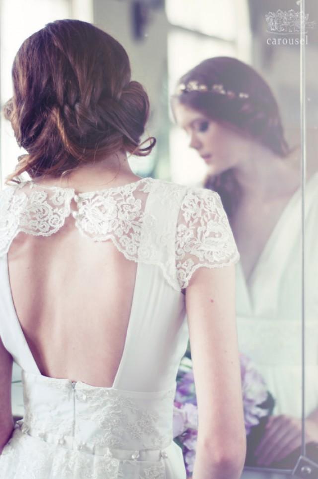 wedding photo - Lace and silk wedding dress with a train // Kamille // 2 pieces - New