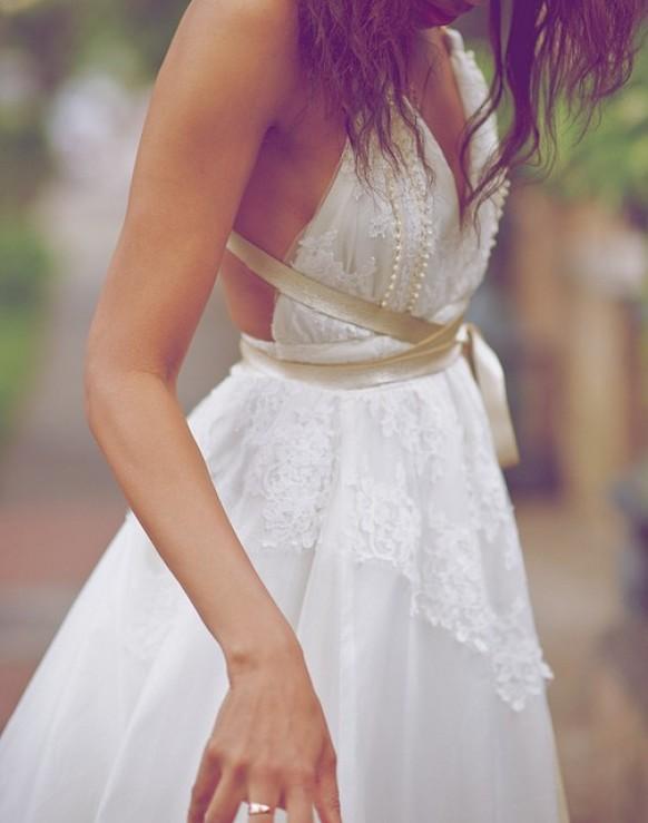 wedding photo - Beautiful Beach Wedding Dress ♥ White Silk and Lace Backless Wedding Dress 