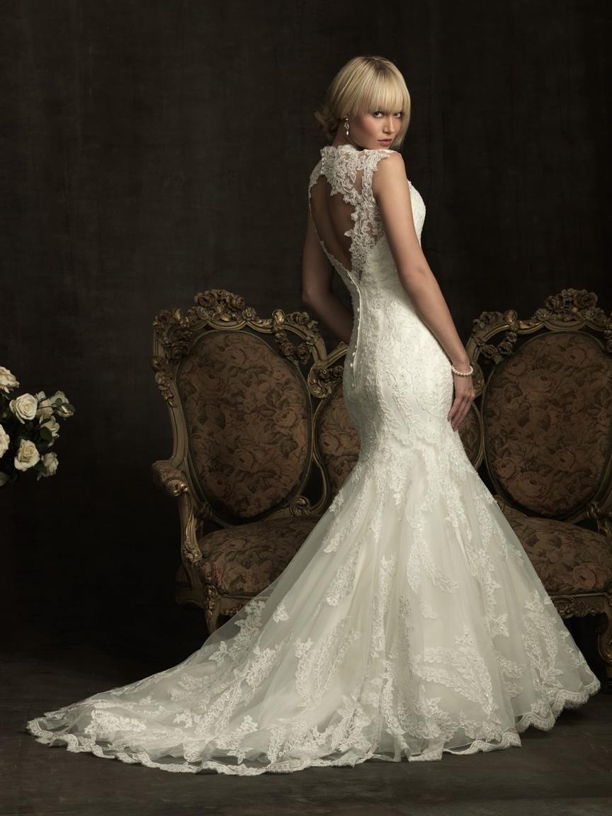 Hochzeit - Elegante Spitze Meerjungfrau Brautkleid ♥ Elfenbein-Spitze Open Back Gown von Allure Bridals