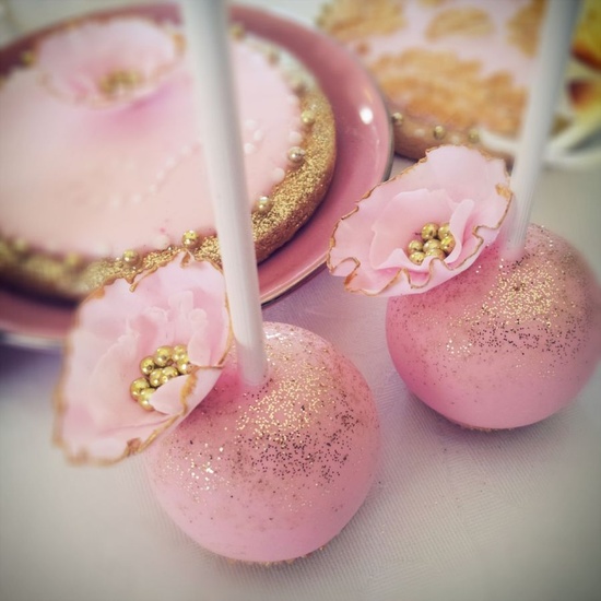 Wedding - Pink and Gold Wedding Cake Pops with Pink and Gold Edible Sugar Flowers 