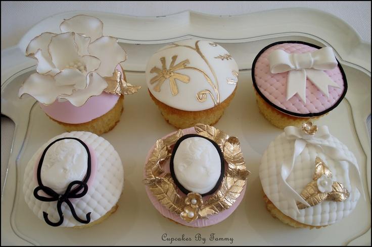 Hochzeit - Hochzeiten {} Cupcakes