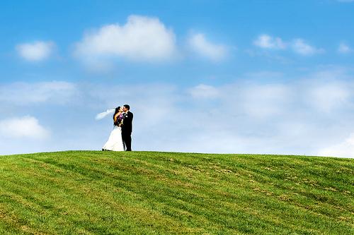 Hochzeit - Love On A Hill
