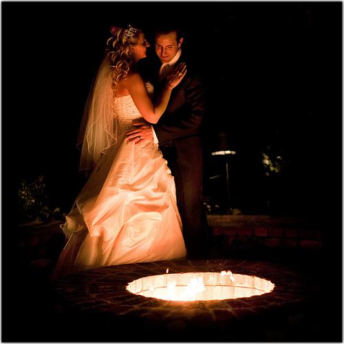 Hochzeit - Halten Sie das Feuer lebendig