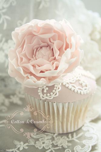 Hochzeit - Peony Cupcakes