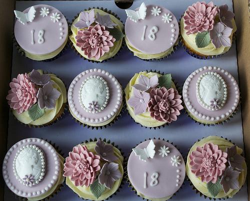 Hochzeit - 18. Geburtstag Cupcakes