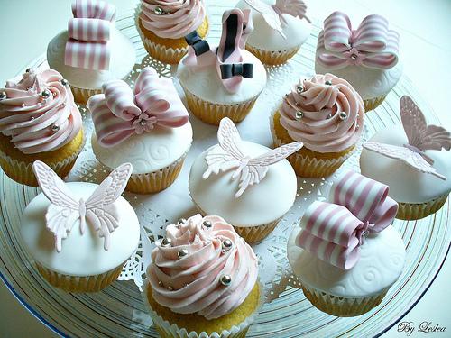 Hochzeit - Vanille-Cupcakes! :-)