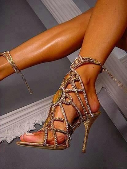 زفاف - Glittering wedding shoes by Dior