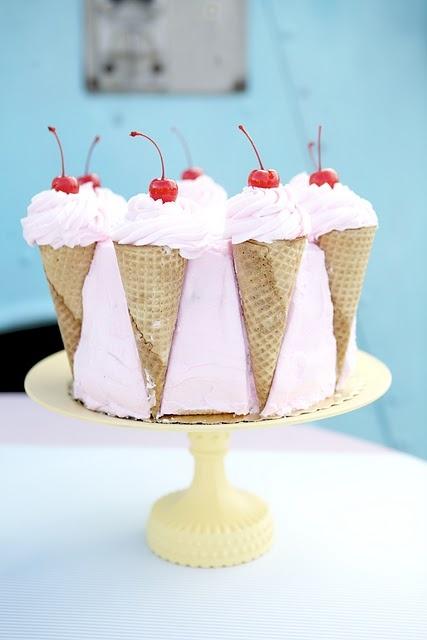 Hochzeit - Ice Cream Cone Cake 