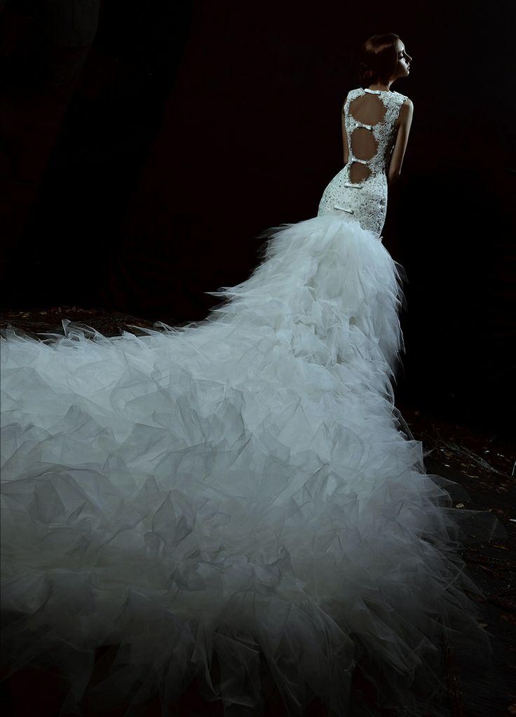 Hochzeit - White feather wedding dress with open back
