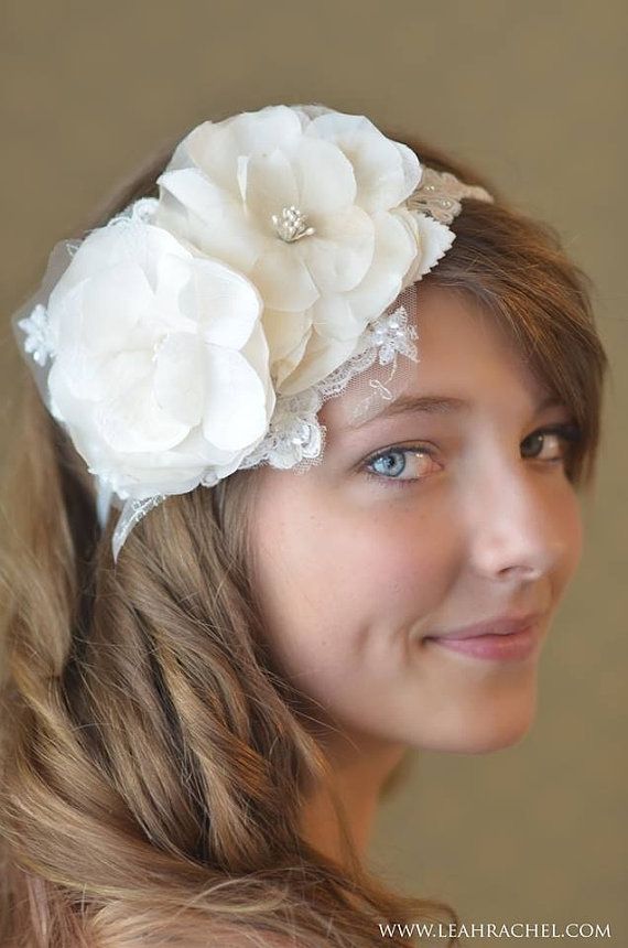 Hochzeit - Ivory Silk Hand gepresste Blumen-Kopfschmuck von Ruby & Cordelia