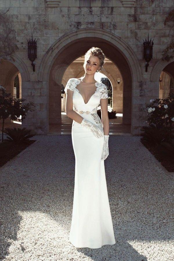 Wedding - Sophisticated white wedding dress with netted design