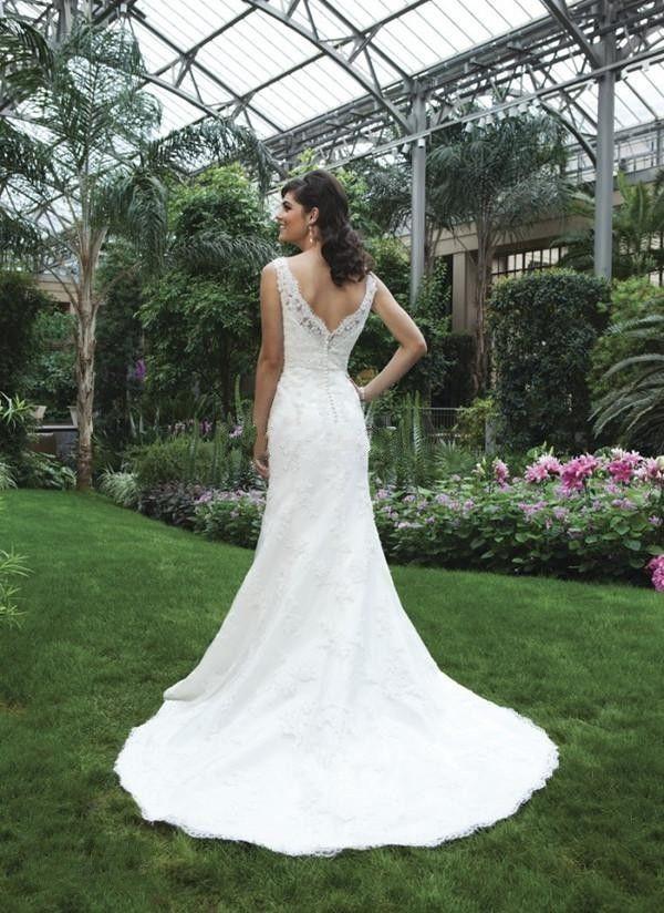 Hochzeit - 2014 Fashion Crystal Ruffle With Bolero Sleeveless Organza Quinceanera Dresses