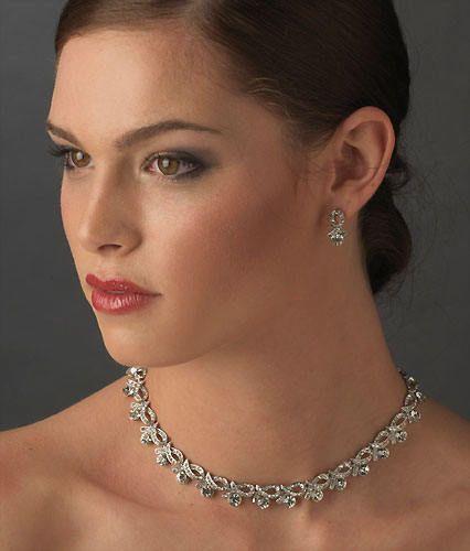 Mariage - NWT Silver Rhinestone Ribbon Swirl Bridal Jewelry Set