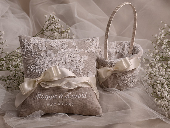 زفاف - Flower Girl Basket & Ring Bearer Pillow Set, Shabby Chic Natural Linen, Embriodery Names - New
