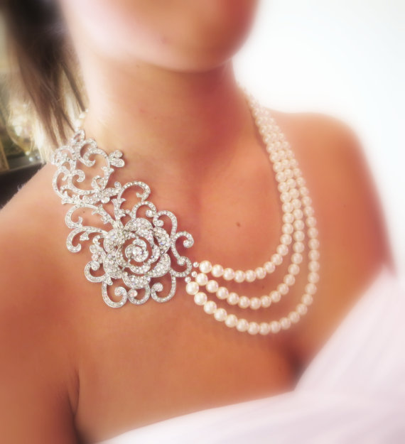 Hochzeit - Bridal statement necklace -  wedding jewelry