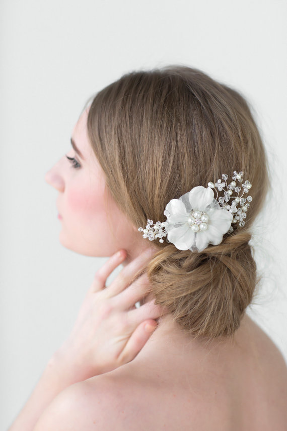 زفاف - Bridal Hair Comb, Crystal and Pearl Hair Comb, Wedding Head Piece - New