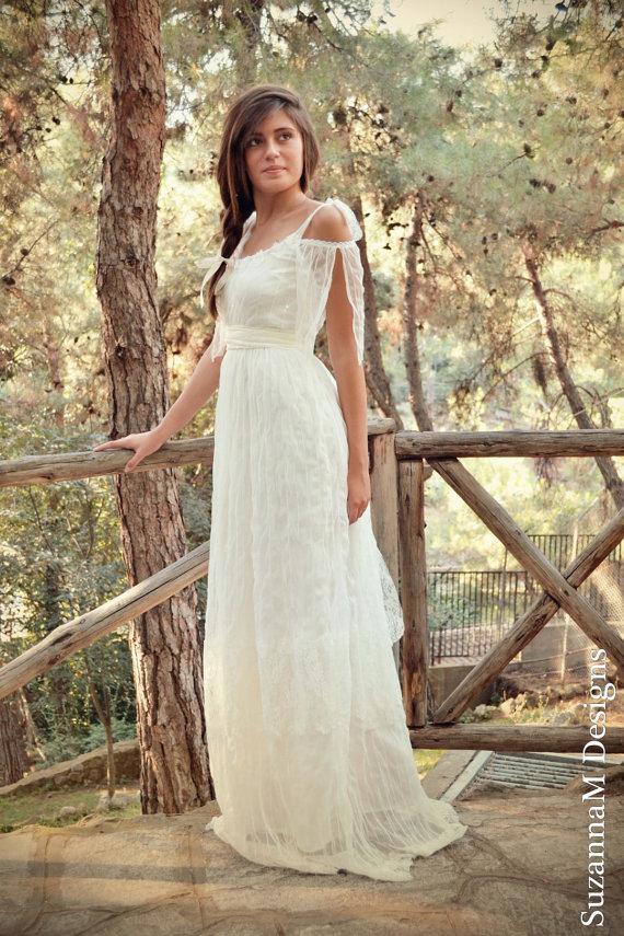 زفاف - Vintage Wedding Dress Lace and Tulle Long Bridal Gown - Handmade by SuzannaM Designs - New