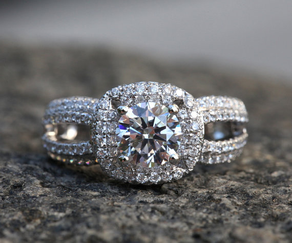 Свадьба - Beautiful diamond Engagement Ring