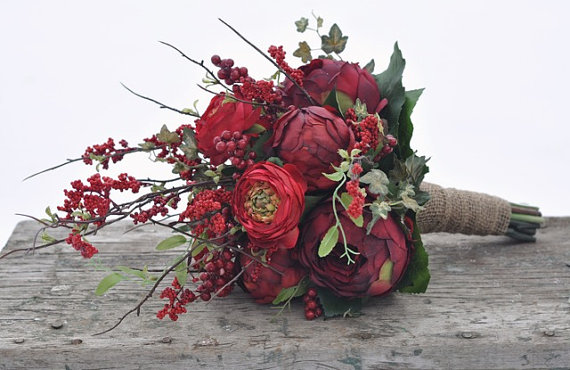 زفاف - Wedding Flowers, Country Wedding, Red Rose, Ranunculus, Berry, Peony Bouquet wrapped in burlap.  Holly's Flower Shoppe. - New