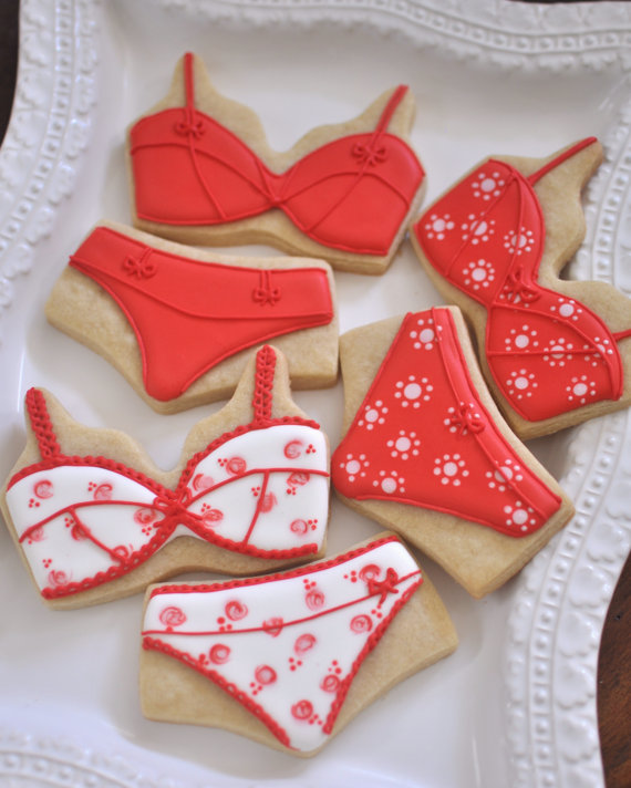 Hochzeit - Lingerie, Brassiere and Panty Wedding Cookie Favors