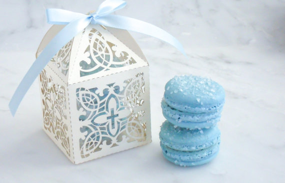 Mariage - Communion Favors French Macaron Favor