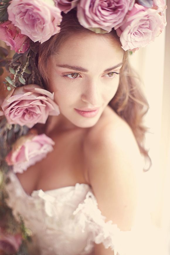 Wedding - Flowers In Her Hair..
