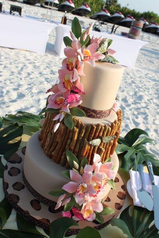 Mariage - {Special Wednesday}Unique Wedding Cakes For You