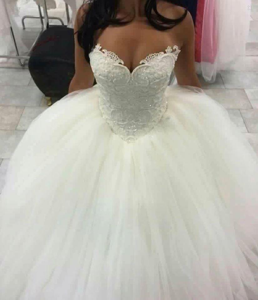 Hochzeit - Sleeveless Ball-Gown Lace Sweetheart-Neck Amazing Wedding Dresses