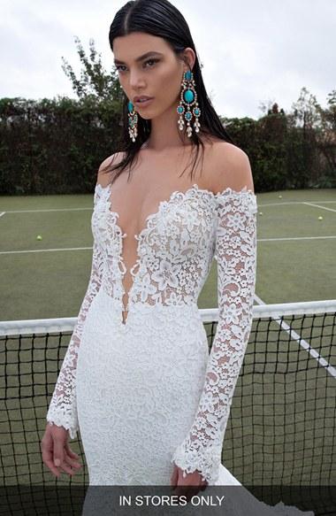 Свадьба - Berta Plunging V-Neck Long Sleeve Lace Dress (In Stores Only) 