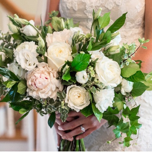 Hochzeit - Fresh Flower Bouquet