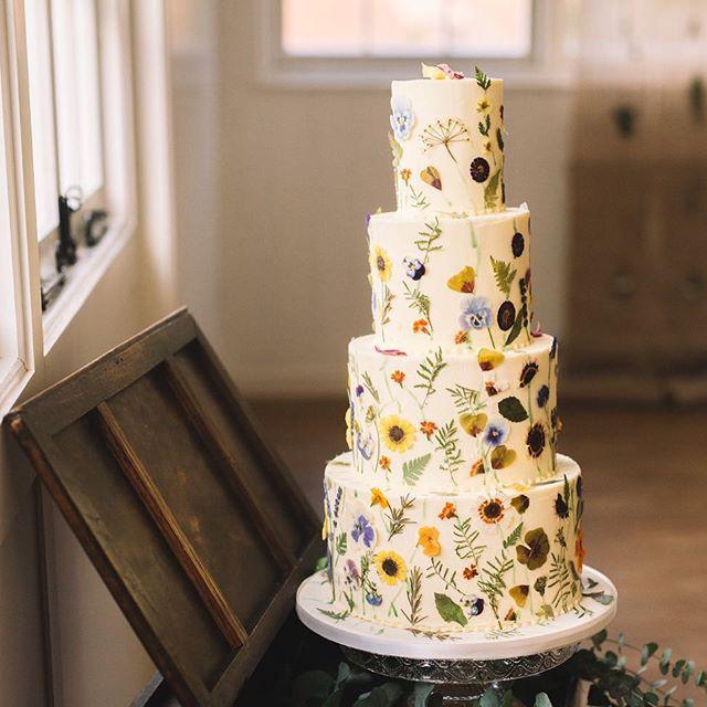 Свадьба - Multi Layered Cake