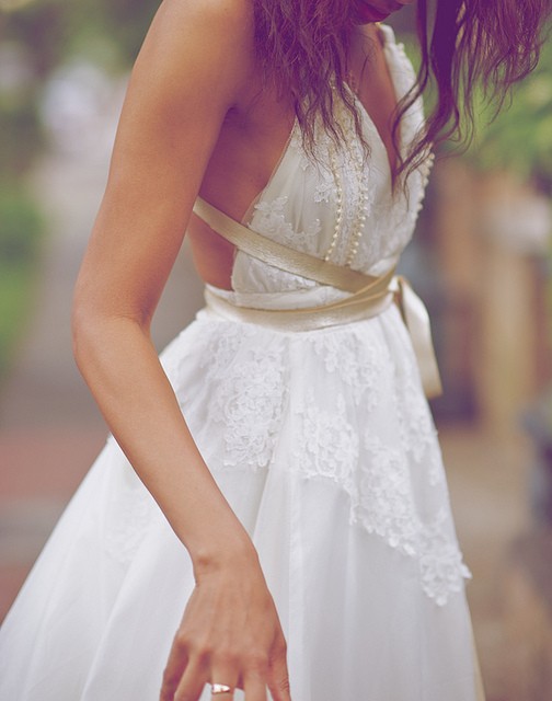 Mariage - Belle robe de mariage de plage ♥ soie blanche et robe de mariée en dentelle Backless
