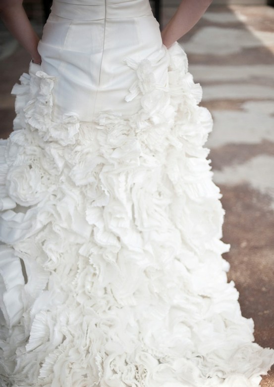 زفاف - فستان الزفاف بالطمع