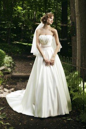 Hochzeit - Sincerity Bridal