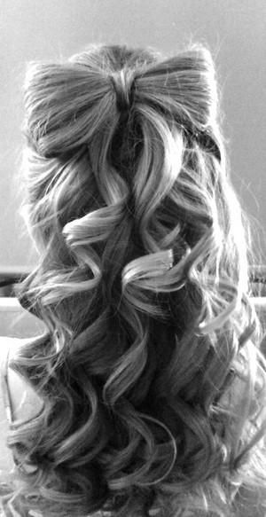 Mariage - Coiffure de mariage mignon ♥ cheveux ondulés de mariage