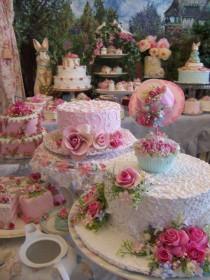 wedding photo - Beautifully decorated cakes for all type of parties