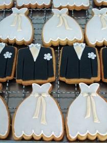 wedding photo - biscuits
