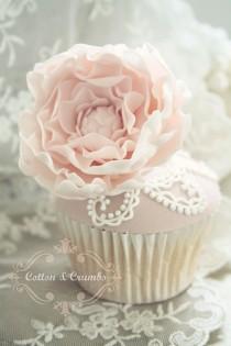 wedding photo - Peony Cupcakes