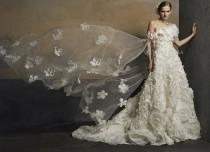 wedding photo - Butterfly style ivory wedding dress