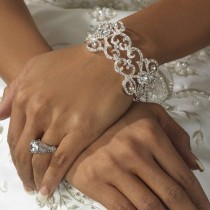 wedding photo - Nuptiale de mariage de remous TNO Superbe Crystal Silver ou un bal bracelet