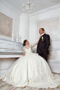 wedding photo - Heavy Wedding gown