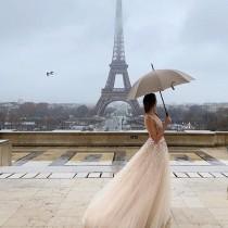 Monique Lhuillier wedding photo - Monique Lhuillier