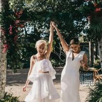 Hello May wedding photo - Hello May