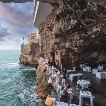 Worldplaces Tour wedding photo - Worldplaces Tour