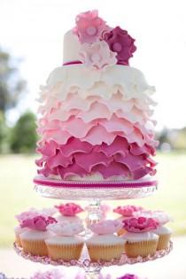 wedding photo - Chic лепестков Свадебные торты ♥ Свадебный торт Design
